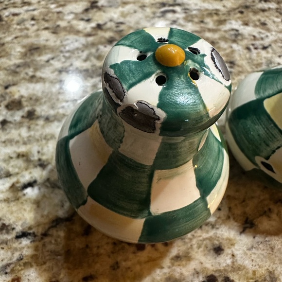 Mackenzie-child’s emerald check salt and pepper shakers - Picture 2 of 6